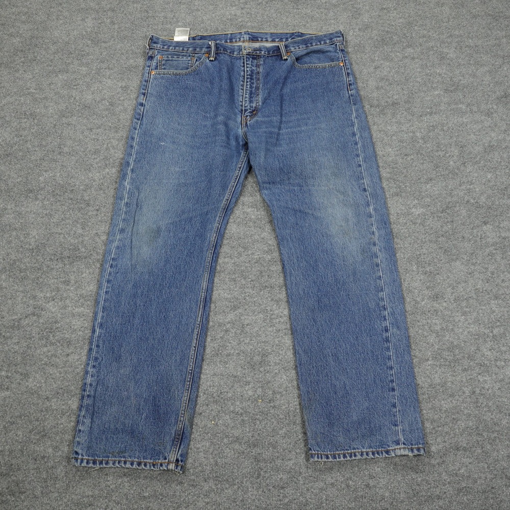 Levi's 505 Jeans Mens 42x32 Blue Regular Fit Straight Leg Zip Fly Medium Wash